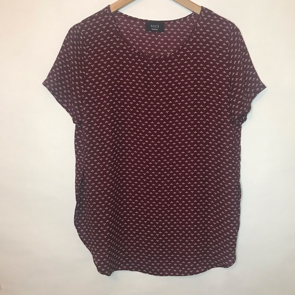NEW WITHOUT TAGS: VICI Top